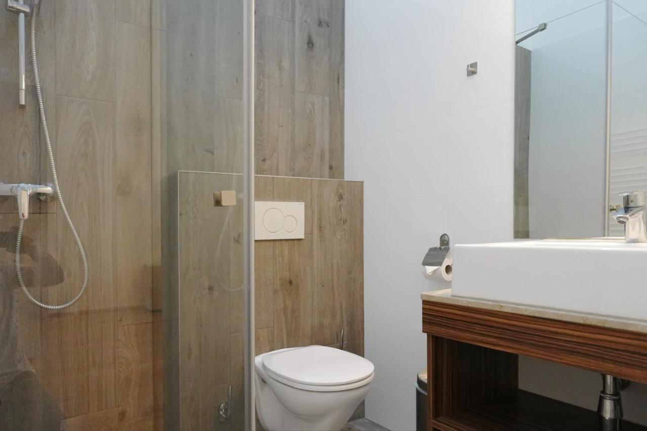 Apartments 4 You Red Star 8 Виена Екстериор снимка