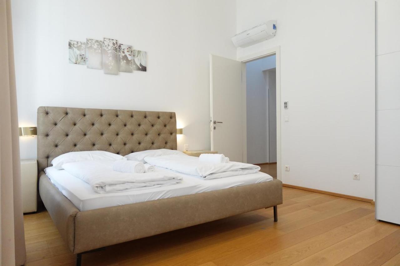 Apartments 4 You Red Star 8 Виена Екстериор снимка