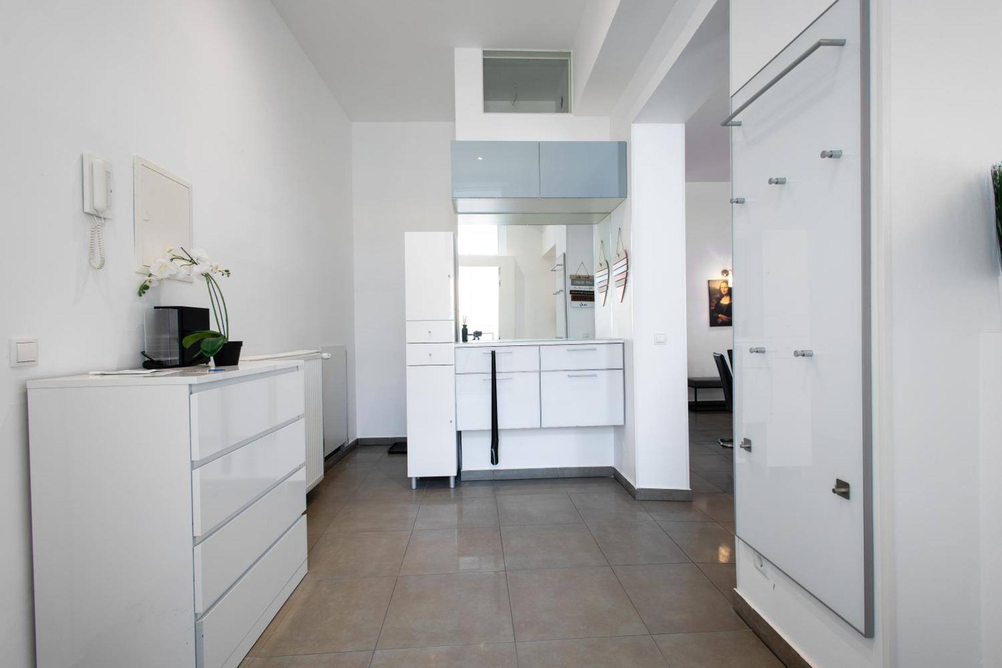 Apartments 4 You Red Star 8 Виена Екстериор снимка