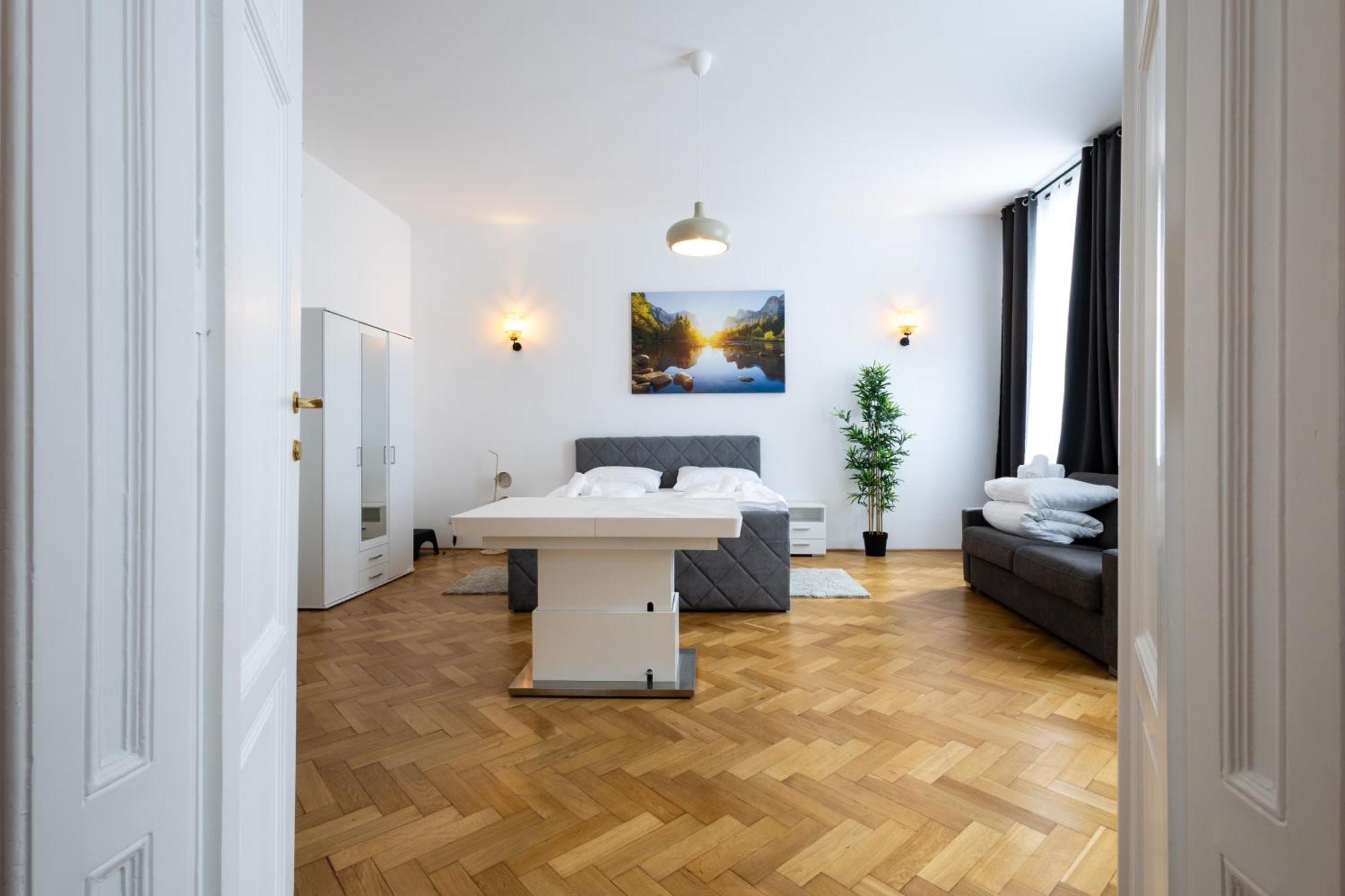 Apartments 4 You Red Star 8 Виена Екстериор снимка